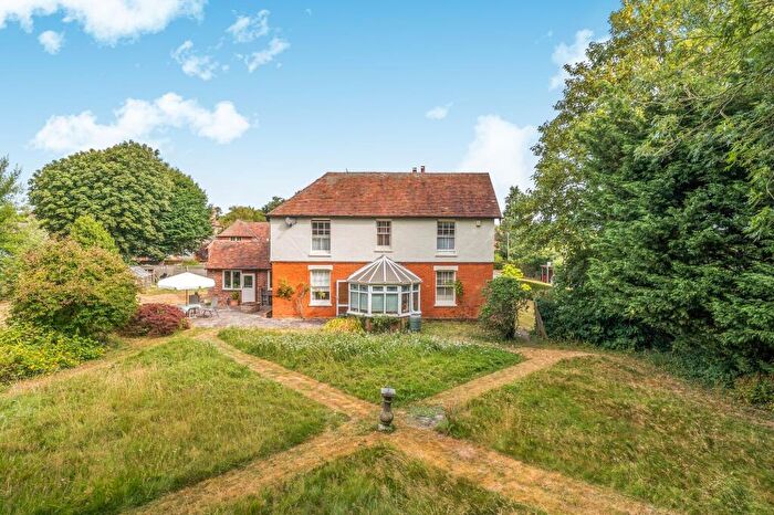 6 Bedroom Detached House For Sale In Canterbury Road, Lyminge, CT18