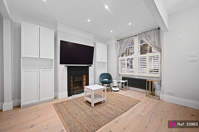 3 Bedroom Terraced House For Sale In Thorpebank Road, Shepherds Bush, W12