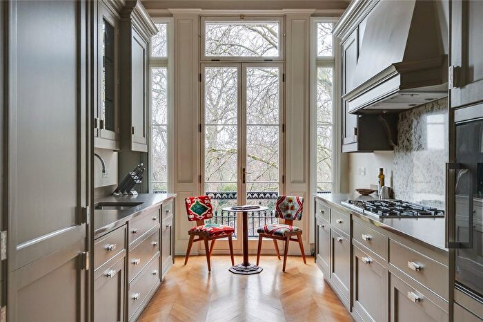 2 Bedroom Flat For Sale In Hyde Park Gardens, Hyde Park, London, W2