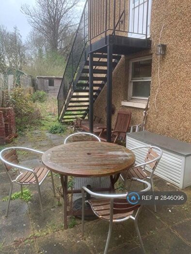 1 Bedroom Flat To Rent In St James's Park, Croydon, CR0