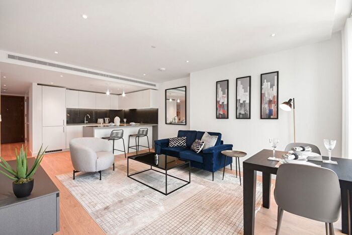 1 Bedroom Flat To Rent In Landmark Pinnacle, Marsh Wall, E14