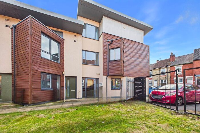 1 Bedroom Flat To Rent In Woods Green Court, Woods Lane, Derby, DE22