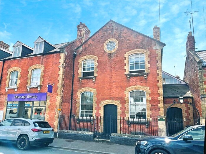 1 Bedroom Flat For Sale In Ashcroft Road, Cirencester, Gloucestershire, GL7