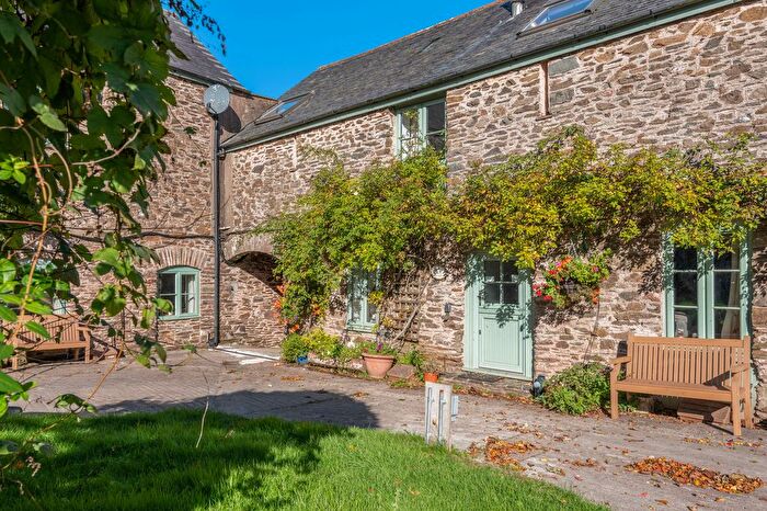 2 Bedroom Cottage For Sale In Slapton, Kingsbridge, TQ7