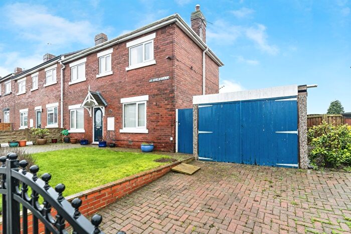 4 Bedroom End Terrace House For Sale In St. Oswald Avenue, Pontefract, WF8