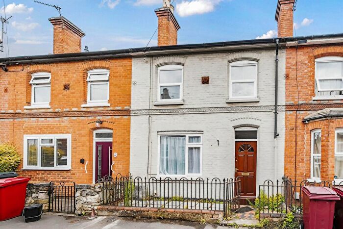 3 Bedroom Terraced House To Rent In Waldeck Street, Reading, RG1