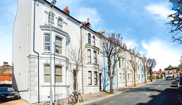 1 Bedroom Flat To Rent In Egremont Place, Brighton, East Sussex, BN2