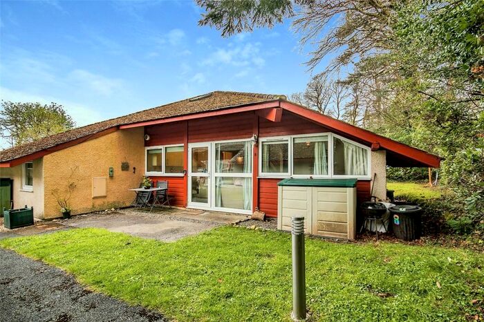 2 Bedroom Bungalow For Sale In Orchard Lodge, Llanteglos Estate, Llanteg, SA67