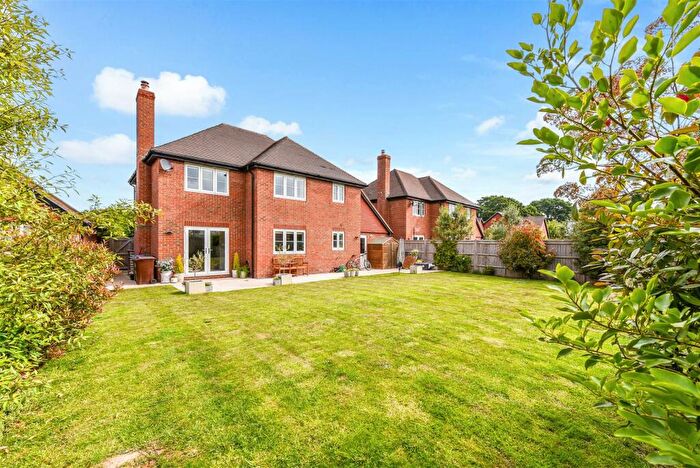4 Bedroom Detached House For Sale In Summer Close, Aldingbourne, PO20