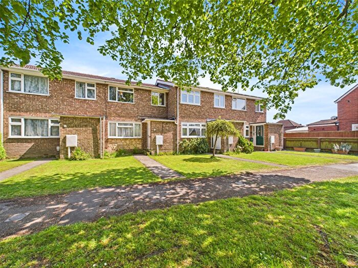 3 Bedroom Terraced House To Rent In Aylesbury Road, Thame, OX9