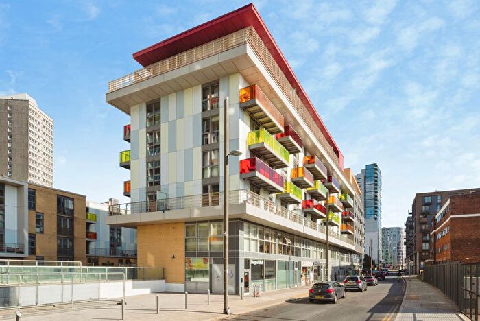 2 Bedroom Flat For Sale In Warton Road, London, E15
