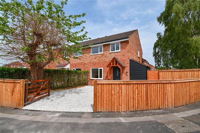 3 Bedroom Semi-Detached House For Sale In Dublin Croft, Great Sutton, Ellesmere Port, CH66