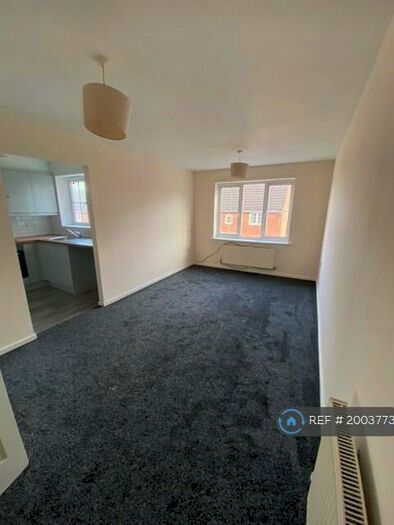 2 Bedroom Flat To Rent In Royal Drive, Fulwood, Preston, PR2