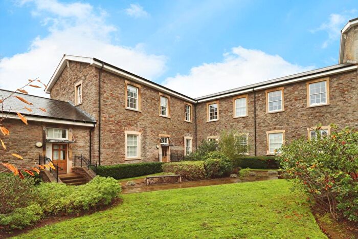 2 Bedroom Flat For Sale In Arthur Milton Street, Bristol, Somerset, BS7