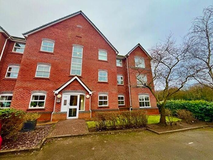2 Bedroom Flat To Rent In Wrenbury Drive, Kingsmead, CW9