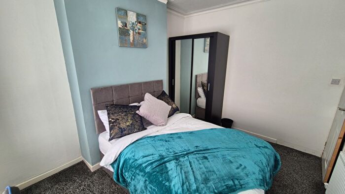 4 Bedroom Terraced House To Rent In Claremont Road, Rusholme, Manchester, M14