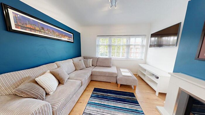 3 Bedroom House To Rent In Waverley Road, Liverpool, L17