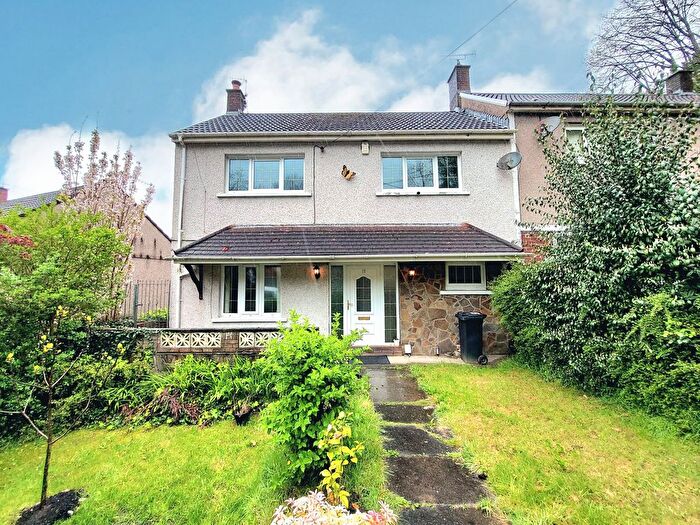 3 Bedroom Semi-Detached House To Rent In Laburnum Avenue, Baglan, SA12