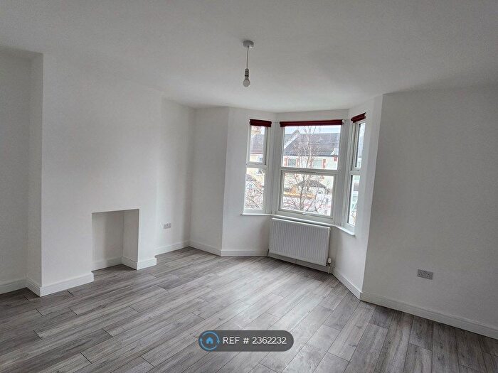 4 Bedroom Terraced House To Rent In Federation Road, London, SE2