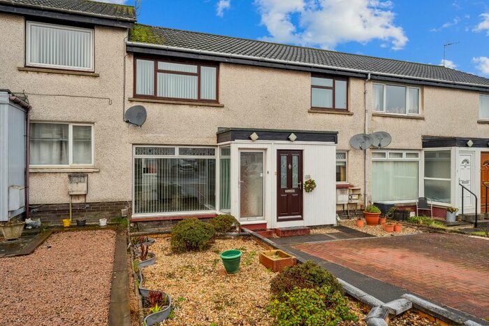 2 Bedroom Flat To Rent In Dochart Crescent, Polmont, Stirling, FK2