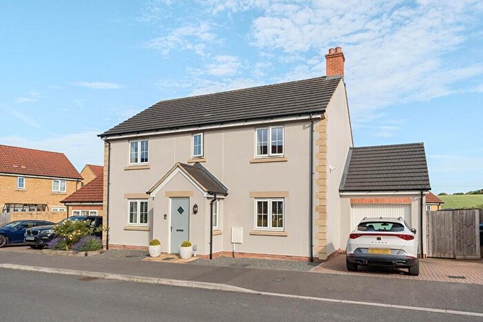 4 Bedroom Detached House To Rent In Portland Rise, Corsham, SN13