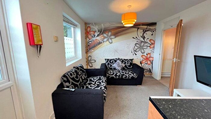 3 Bedroom House To Rent In Dymchurch House, Canterbury Ref -, CT1