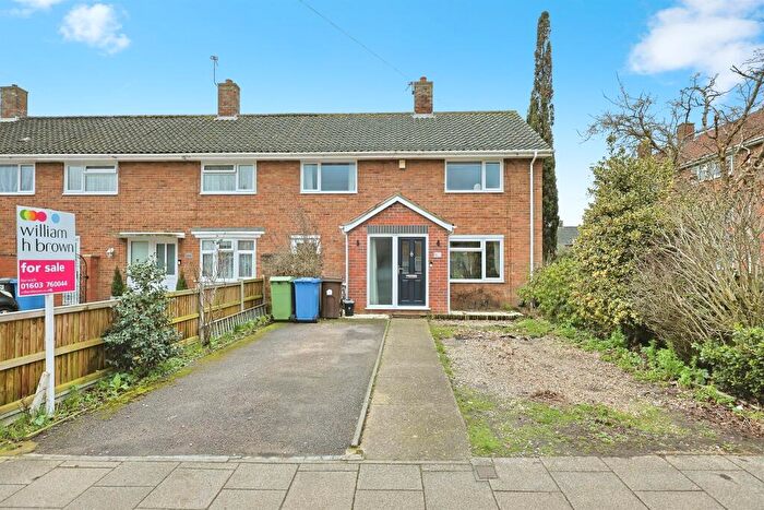 3 Bedroom Terraced House For Sale In Witard Road, Norwich, NR7