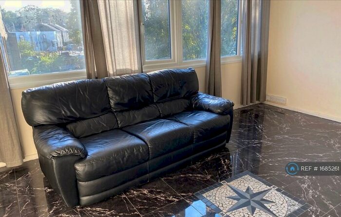 3 Bedroom Flat To Rent In Portway Place, Norwich, NR2