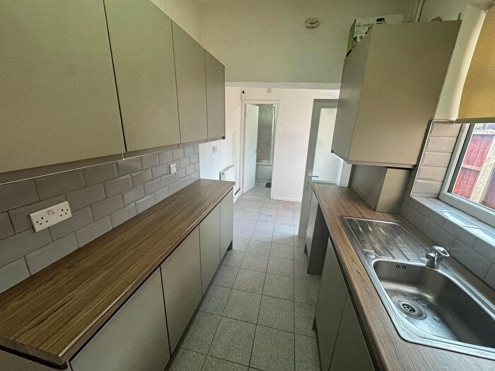 3 Bedroom Property To Rent In Beechfield Road, Bearwood, Smethwick, B67