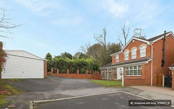 4 Bedroom Detached House For Sale In Blenheim Close, Dinnington, S25