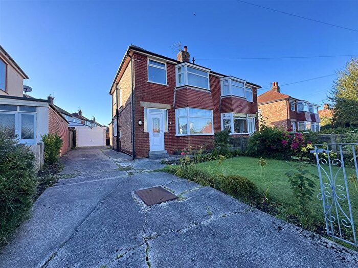 3 Bedroom Semi-detached House For Sale In Newton Avenue, Poulton-Le-Fylde, FY6