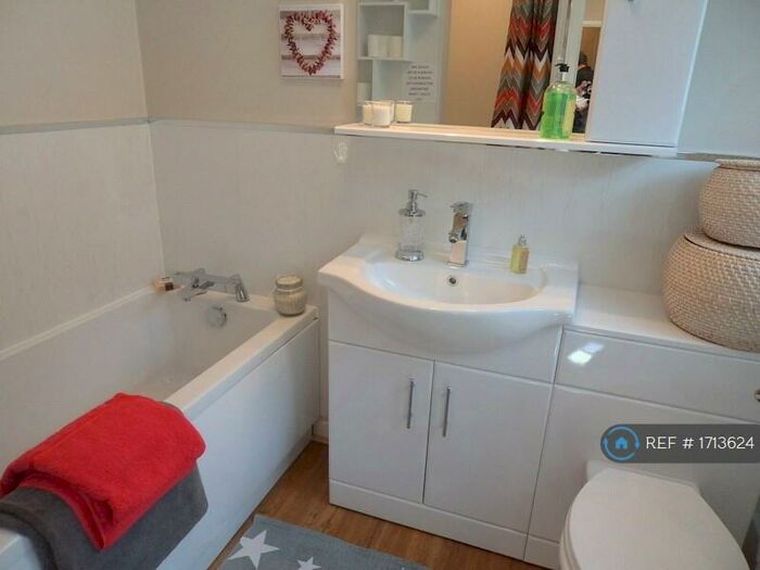 3 Bedroom Terraced House To Rent In Welbeck Street, Hull, HU5