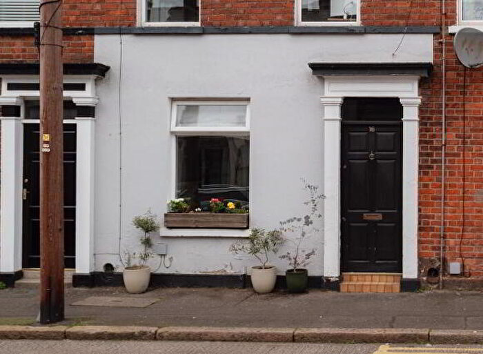 4 Bedroom Mid Terraced House For Sale In Raby Street, Belfast, BT7