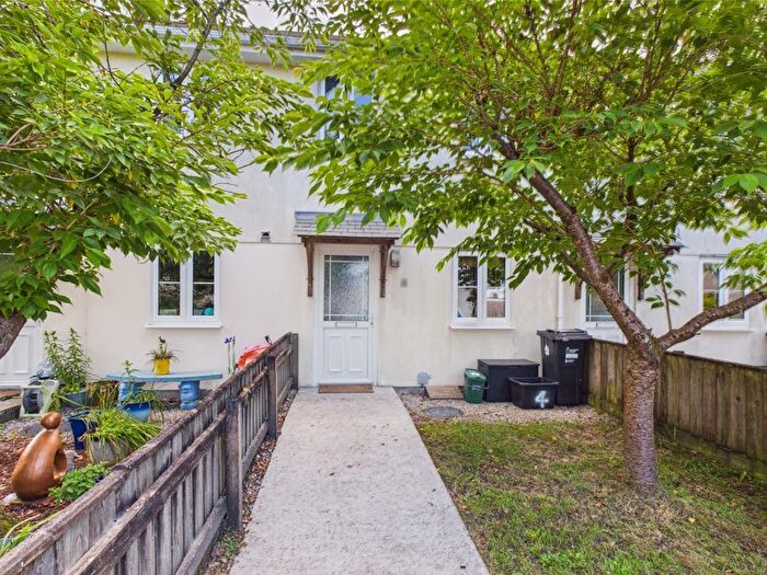 2 Bedroom Property For Sale In Troon, Camborne - Mid-Terrace Property, TR14