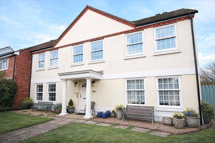 1 Bedroom Flat To Rent In Pagham Close, Emsworth, PO10