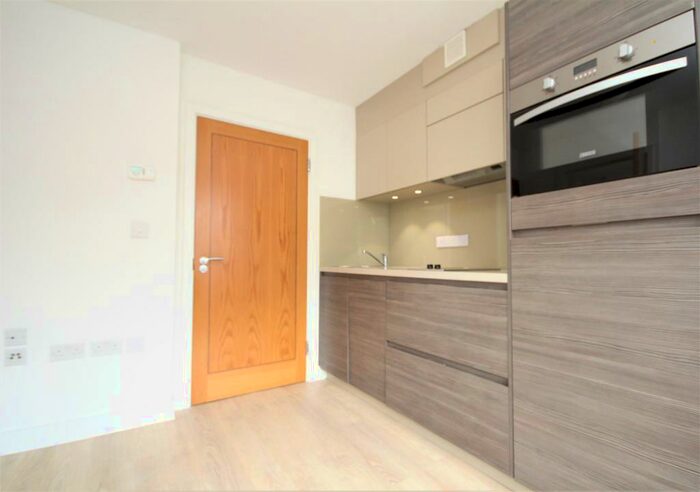 1 Bedroom House To Rent In Artillery Road, Guildford, GU1