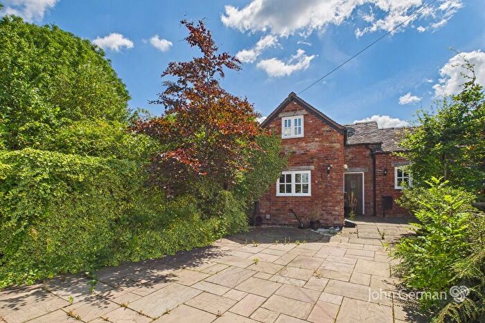 2 Bedroom Barn Conversion For Sale In Sandon Road, Hilderstone, ST15