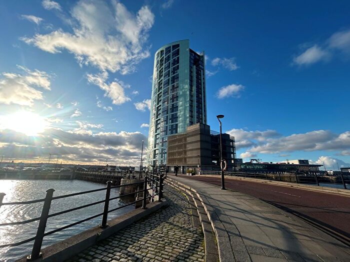 2 Bedroom Flat To Rent In Princes Parade, Liverpool, L3