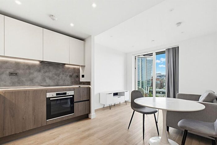 1 Bedroom Apartment To Rent In The Regent, Snowhill Wharf, Birmingham, B4