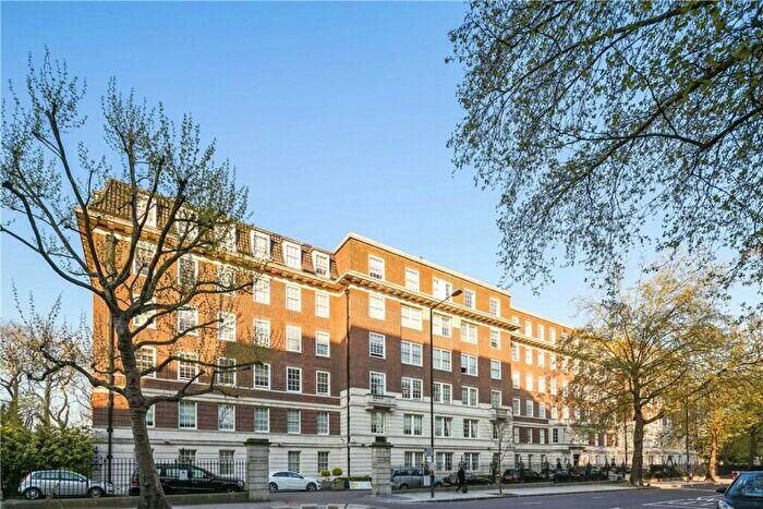 3 Bedroom Flat To Rent In Fulmer House, Mallory Street, London, London, NW8