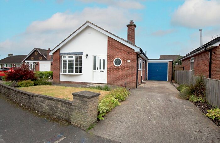 2 Bedroom Detached Bungalow To Rent In Avon Drive, Huntington, York, YO32