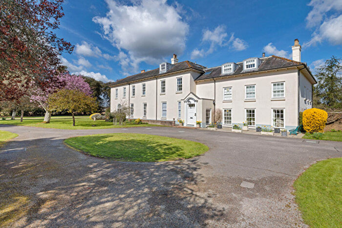 2 Bedroom Flat For Sale In Salthill Road, Fishbourne, Chichester, PO19