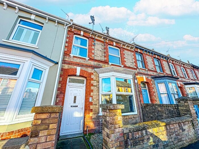 1 Bedroom Flat For Sale In Greenway Avenue, Taunton, Somerset - No Chain!, TA2