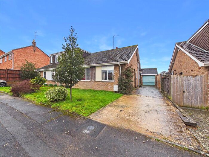 2 Bedroom Bungalow For Sale In Lawn Crescent, Shurdington, Cheltenham, Gloucestershire, GL51