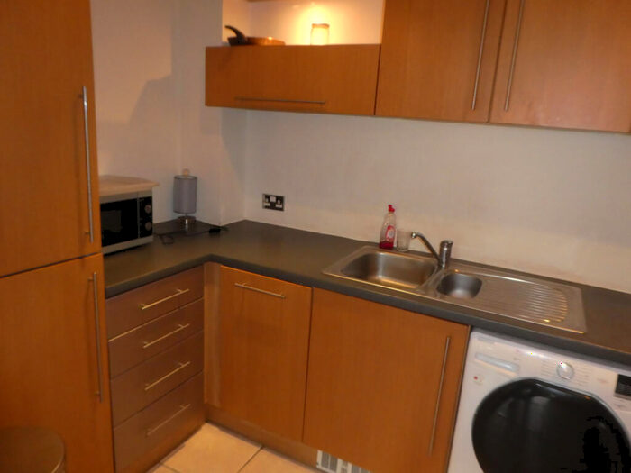 1 Bedroom Flat To Rent In Alvis House, Manor House Drive, Coventry, CV1