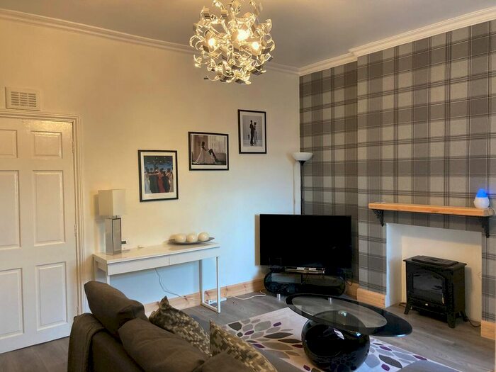 1 Bedroom Flat To Rent In Main Street, Dunfermline, KY12