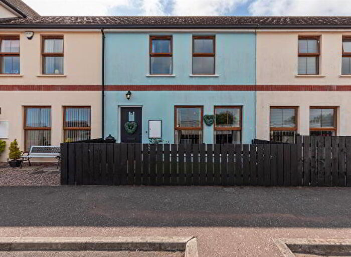 3 Bedroom TownHouse For Sale In Longfield Way, Ballyhalbert, BT22