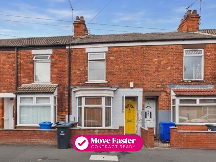 2 Bedroom Terraced House For Sale In Edgecumbe Street, Hull, HU5
