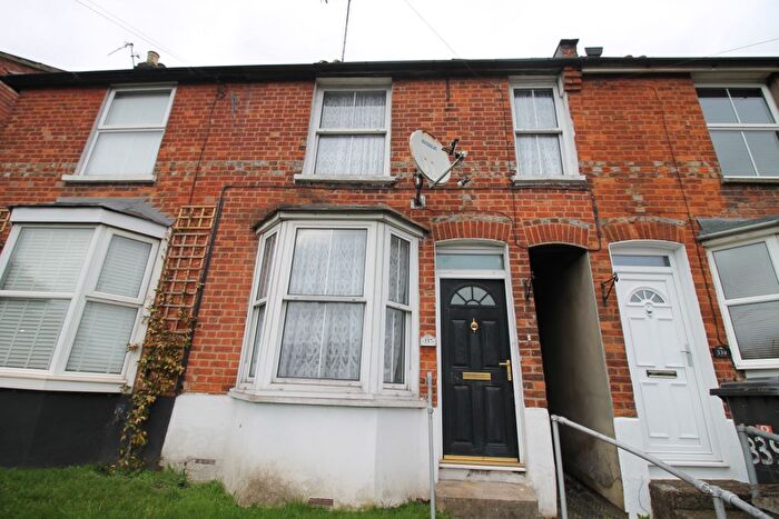 3 Bedroom Terraced House To Rent In London Road, High Wycombe, HP11
