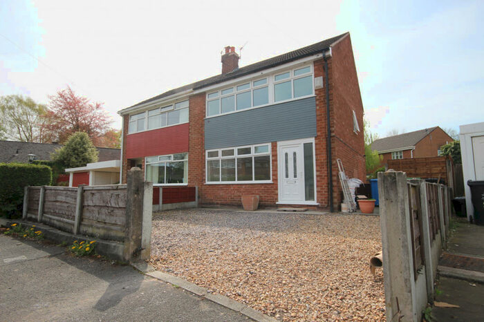 3 Bedroom Semi-Detached House To Rent In Dean Close, Manchester, M31